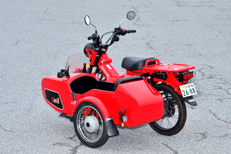 CT125 HUNTER CUB『Uedi』|ハンターカブで高速道路を疾走!! ……って、原付二種じゃないの!? サイドカー「Uedi」見参!