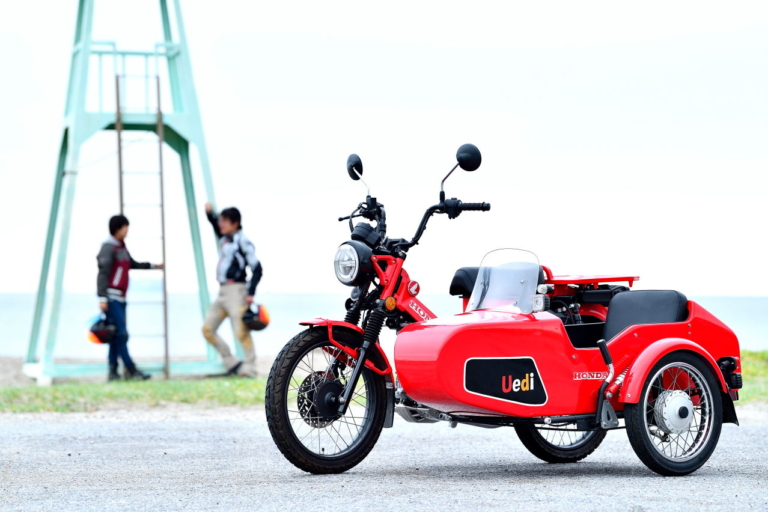 CT125 HUNTER CUB『Uedi』|ハンターカブで高速道路を疾走!! ……って、原付二種じゃないの!? サイドカー「Uedi」見参!