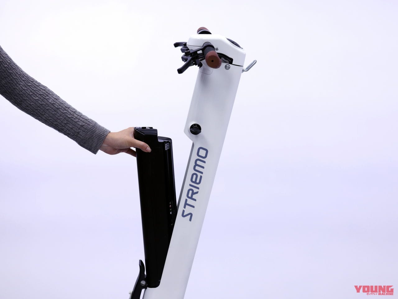 |ホンダ発ベンチャー企業のハイテク三輪「ストリーモ」登場! 今までの電動キックボードとはレベルが違う?