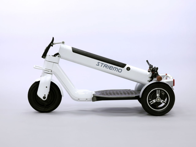 ホンダ|Striemo(ストリーモ)|ホンダ発ベンチャー企業のハイテク三輪「ストリーモ」登場! 今までの電動キックボードとはレベルが違う?