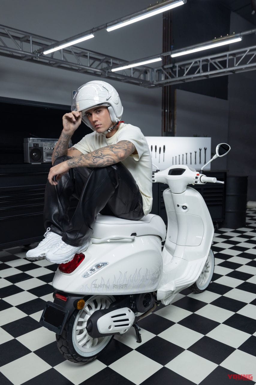 Justin Bieber×Vespa|ジャスティン・ビーバーがベスパとコラボ! 高速道路にも乗れるスクーター「スプリント150」特別仕様