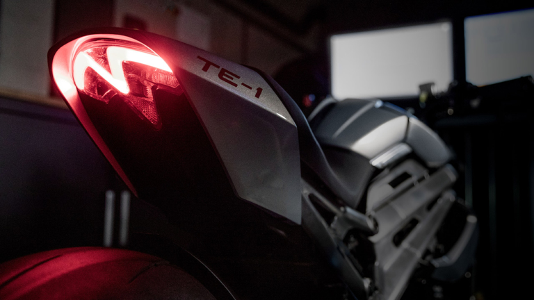 トライアンフの電動バイクプロジェクト「TE-1」が実走テストを完了【7月12日にプロジェクトの全貌が発表！】（80ページ目）