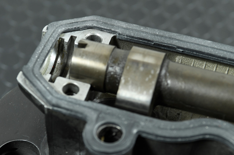 KAWASAKI ZEPHYR1100|国産名車・カワサキ ゼファー1100完調メンテナンス【基本的にはかなり丈夫】