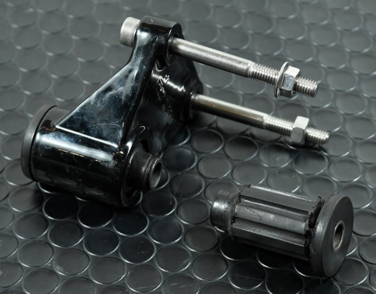 KAWASAKI ZEPHYR1100|国産名車・カワサキ ゼファー1100完調メンテナンス【基本的にはかなり丈夫】