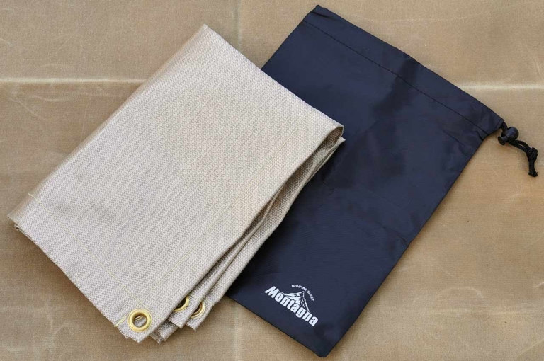 ワークマン 焚火グランドシート|【ワークマン キャンプ用品】癒し効果絶大、焚き火に挑戦してみよう!