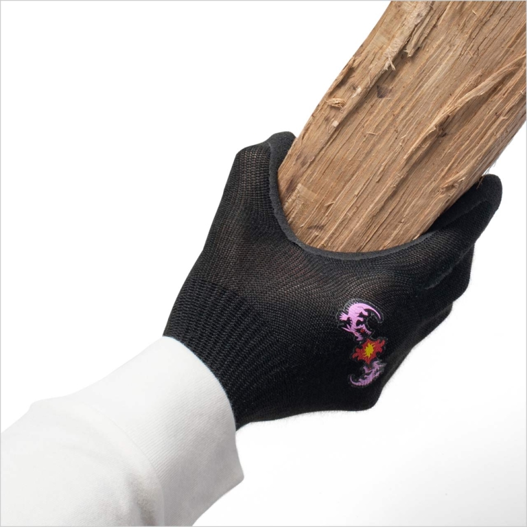 ワークマン wmb 燃え広がりにくいアウトドアグローブ|【ワークマン キャンプ用品】癒し効果絶大、焚き火に挑戦してみよう!