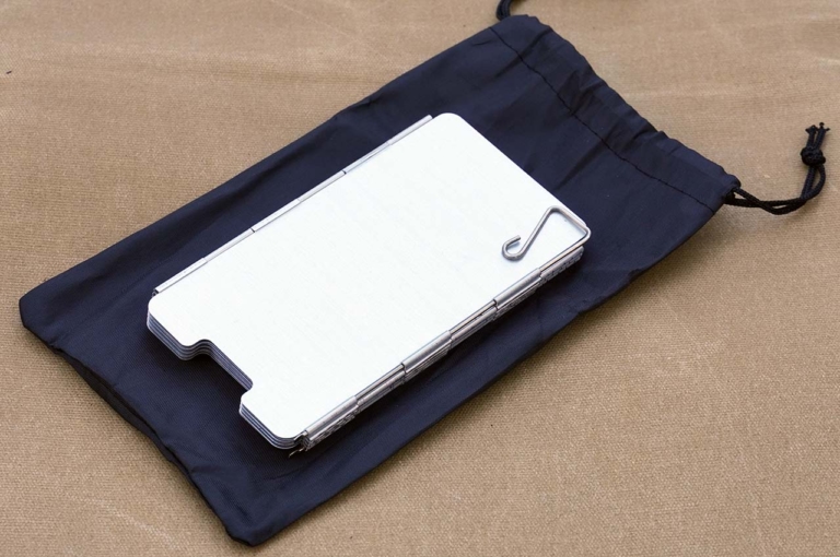 ワークマン ウィンドスクリーン590×135mm|【ワークマン キャンプ用品】アウトドアで料理を楽しもう!〈メスティン/グリルパン/簡易コンロetc.〉