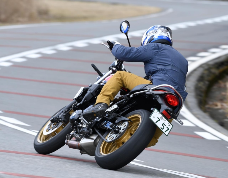 KAWASAKI Z650RS|刻め、風のツインビート!【カワサキZ650RS】丸山浩の試乗インプレッション