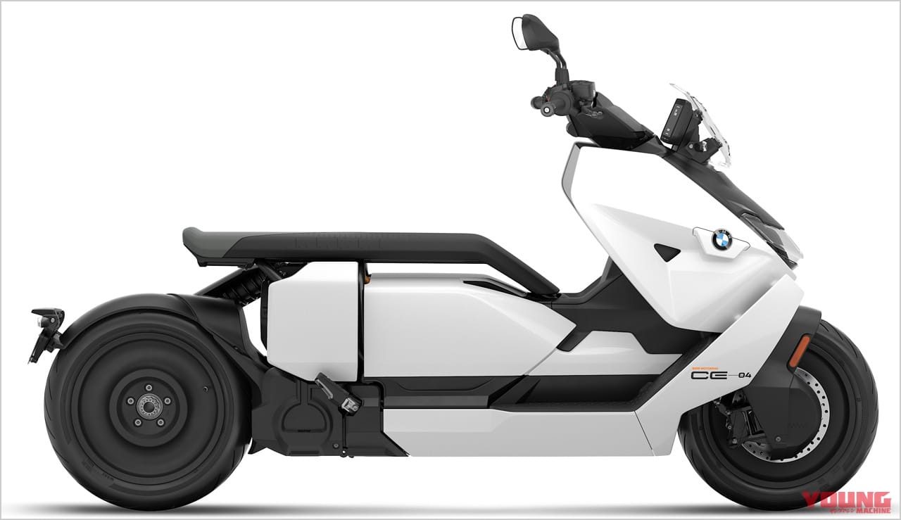 |バイクの“味わい”見つけたり!! BMWの電動スクーターCE04 試乗インプレッション【電動モーターの鋭い加速が地面を蹴る】