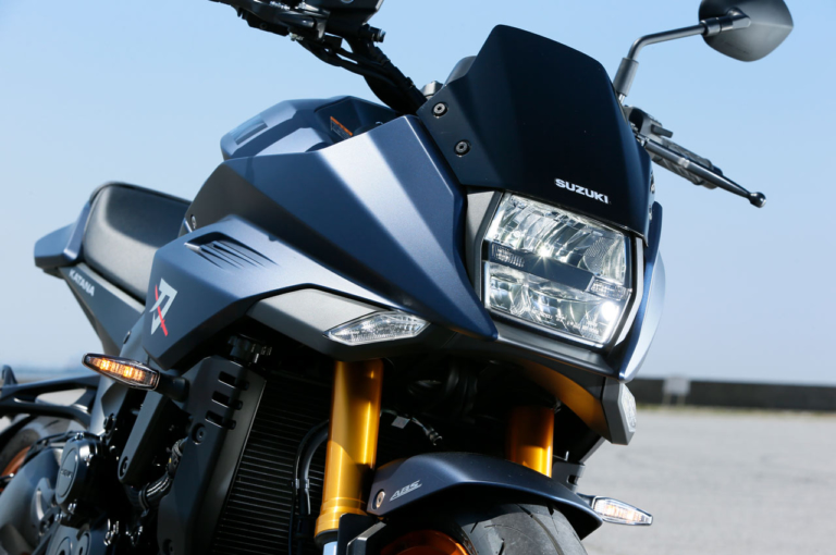 ‘22 スズキ カタナ|フロント|スズキ’22カタナ試乗インプレッション【電子制御の進化でさらに走りが上質に】