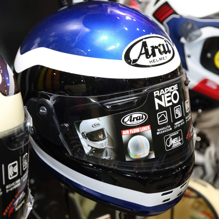 アライ ラパイドネオ クーリーブルー|’22最新ヘルメットカタログ〈アライ ラパイドネオ〉多数の新作グラフィックモデルが登場