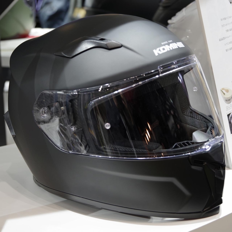 フルフェイスヘルメットHK-170FL|’22最新ヘルメットカタログ〈シャーク/ウインズ/ノーラン/ジーロット/コミネ/テイト〉高いコスパに秀逸デザイン