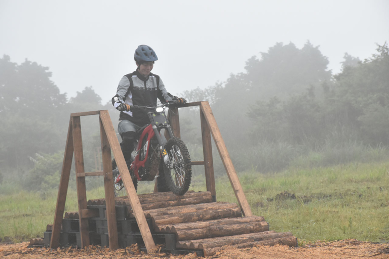 e-TRAIL PARK|免許なしでバイク体験! e-TRAIL PARKが南箱根にオープン【〜7/25まで無料モニターも募集中】