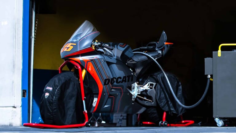 世界GP王者・原田哲也のバイクトーク Vol.85「鈴鹿8耐に、チーム監督として参戦します」（63ページ目）