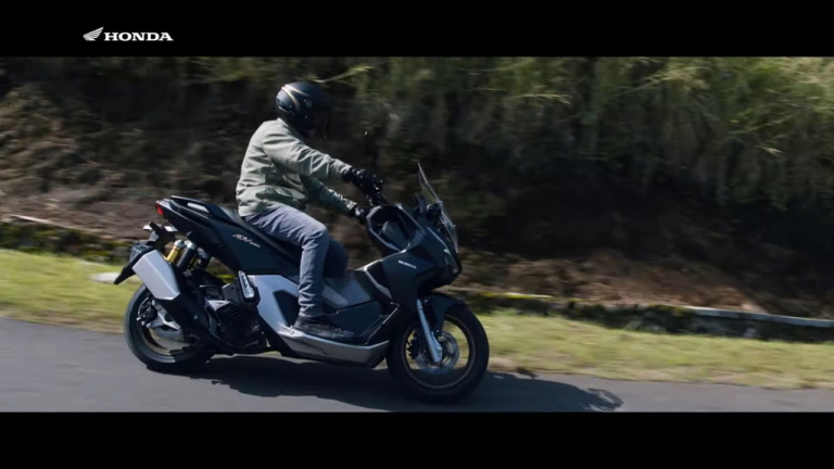 ホンダ ADV160|【速報】ホンダ新型「ADV160」登場! ADV350系のスッキリデザイン、ベースはPCX160か【海外】