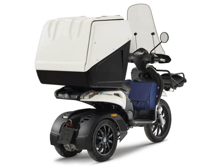 PIAGGIO Mymoover|ピアッジオ「マイムーバー」発売! 原付二種・ガソリンエンジンの3輪スクーター
