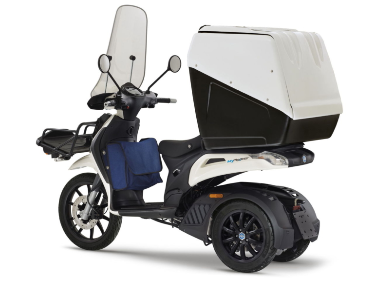 PIAGGIO Mymoover|ピアッジオ「マイムーバー」発売! 原付二種・ガソリンエンジンの3輪スクーター