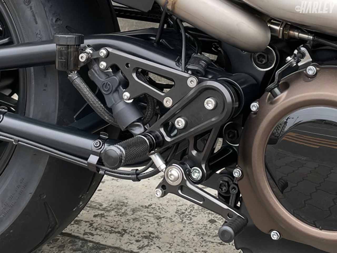 高評価！ トランプサイクル製 XL883スポーツスター 用バックステップ