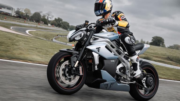 バイクの未来を想像してみよう！【トライアンフの電動バイク『TE-1』は220kgの車重で177psを発揮！ 航続距離は161km！】（67ページ目）