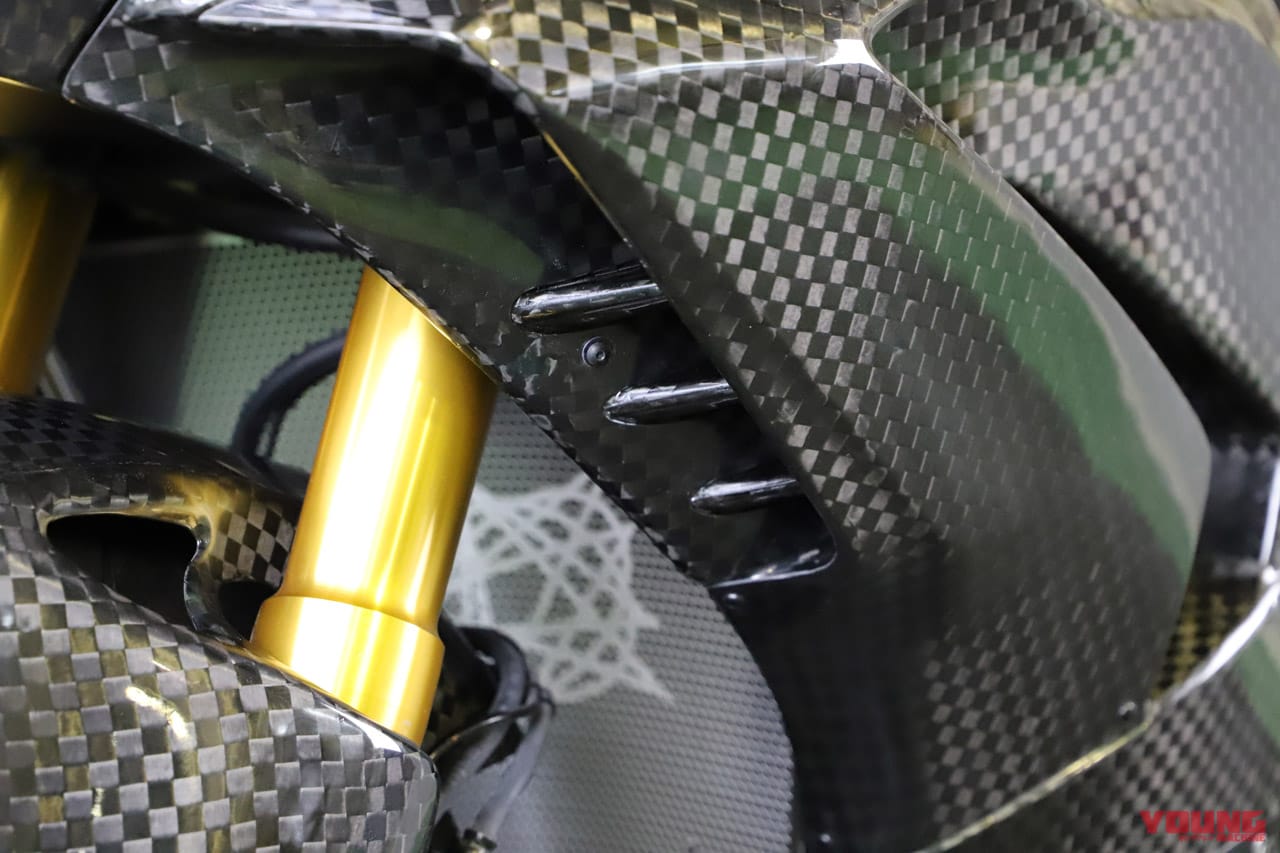 |エーテックのカーボンパーツ”BLACK DIAMOND” より、一挙に3機種用がリリース