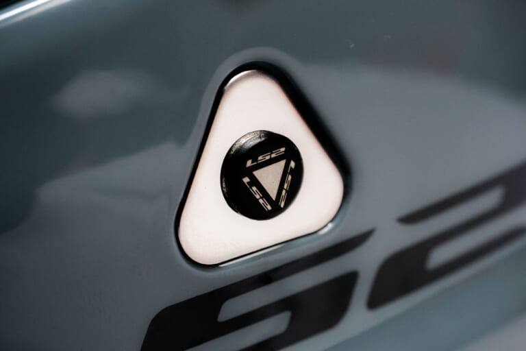 ヘルメット|LS2|ストリートファイター|2022年8月発売のLS2 新作ヘルメットを試用インプレ! 見ためはターミネーター仕様 製品名は「ストリートファイター」です