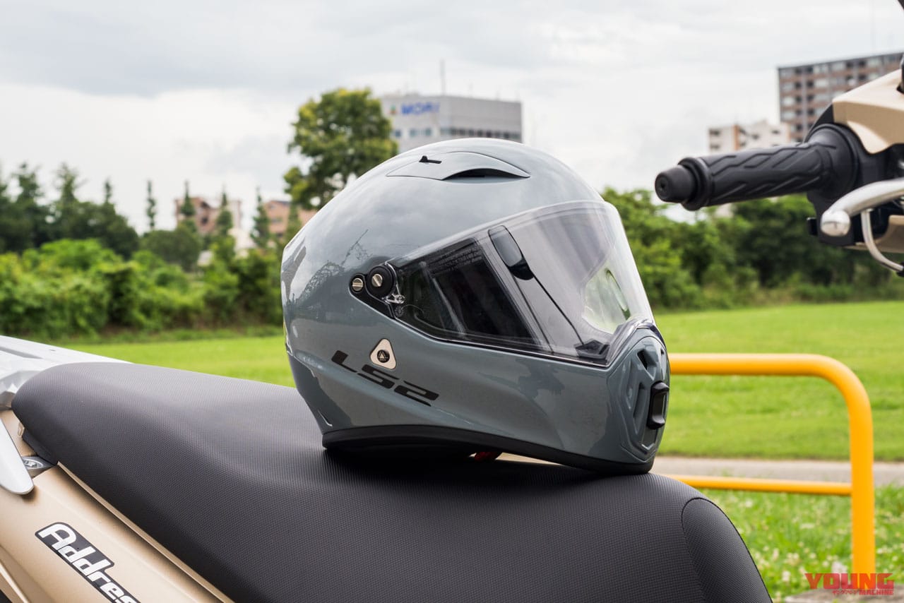 2022年8月発売のLS2 新作ヘルメットを試用インプレ! 見ためはターミネーター仕様 製品名は「ストリートファイター」です│WEBヤングマシン｜新車 バイクニュース