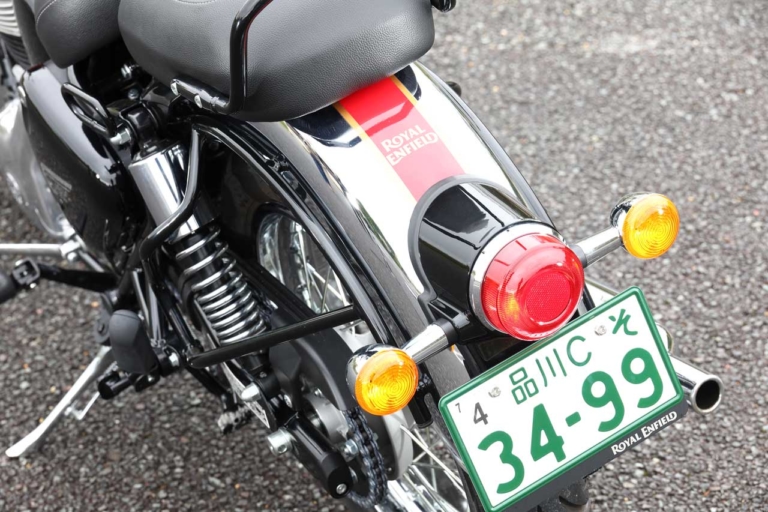 ロイヤルエンフィールド クラシック350|リヤ|ロイヤルエンフィールド クラシック350 ディテール解説【最新技術が生み出す、クラシックの香り】