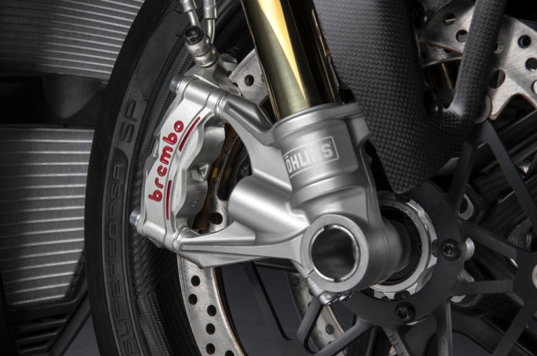 ドゥカティ パニガーレV4SP2｜ドゥカティ パニガーレV4シリーズ [新型バイクカタログ]：ドゥカの駿馬はツバサを授かった電脳サラブレッド