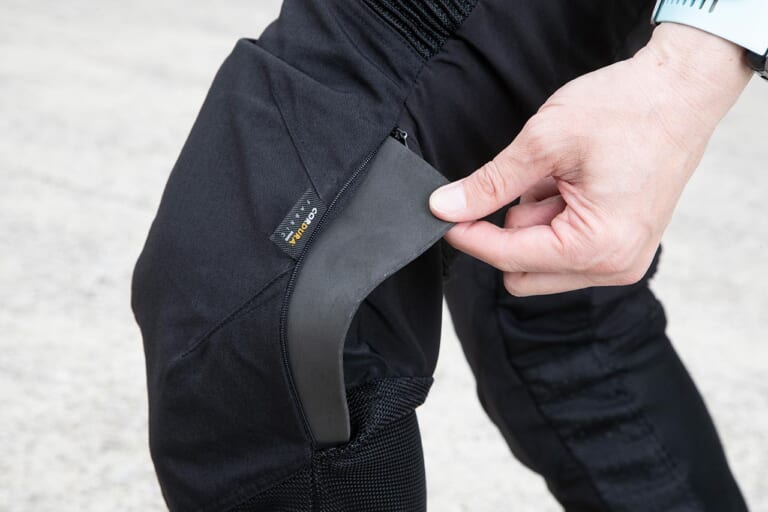 ワークマン RD104 フィールドコアCORDURA®EUROライダースメッシュパンツ|プロテクター|ワークマンのライダースメッシュジャケットに合皮採用カラーが登場! 質感/通気性ともに向上〈コーデュラユーロシリーズ〉