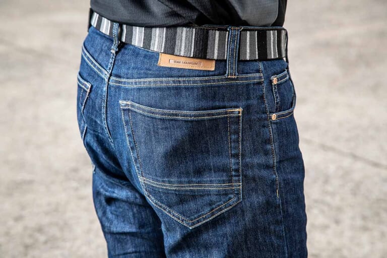 ワークマン SD001 フィールドコアBASIC STRETCHデニムパンツ|バックスタイル|ワークマンの’22コレクション 真夏ライダー向け快適装備〈メッシュジャケット/デニムパンツ/冷感パンツ〉