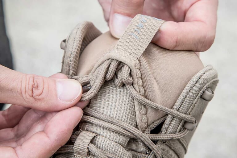 ワークマン 507 ライザクトストライカーセーフティシューズ|靴紐|ワークマン’22コレクション バイクライフお助けアイテム7選〈シューズ/バッグ/ツナギetc〉