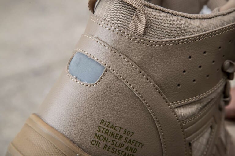 ワークマン 507 ライザクトストライカーセーフティシューズ|リフレクター|ワークマン’22コレクション バイクライフお助けアイテム7選〈シューズ/バッグ/ツナギetc〉