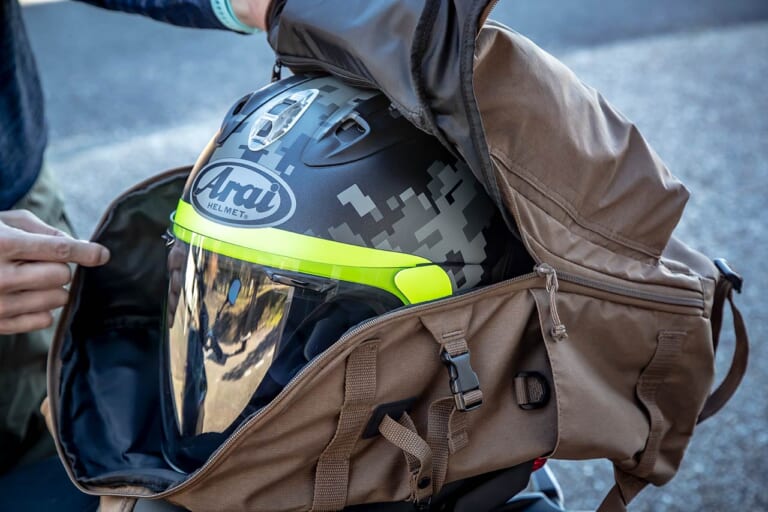 ワークマン JB001 ジョイントバックパックハイカーズエディション|ワークマン’22コレクション バイクライフお助けアイテム7選〈シューズ/バッグ/ツナギetc〉