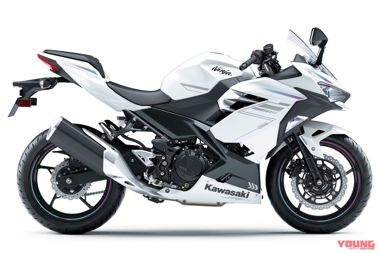 KAWASAKI Ninja 400|中古相場もわかる! カワサキ「ニンジャ400」歴代モデル図鑑【2023モデル:白はエヴァ風!?】