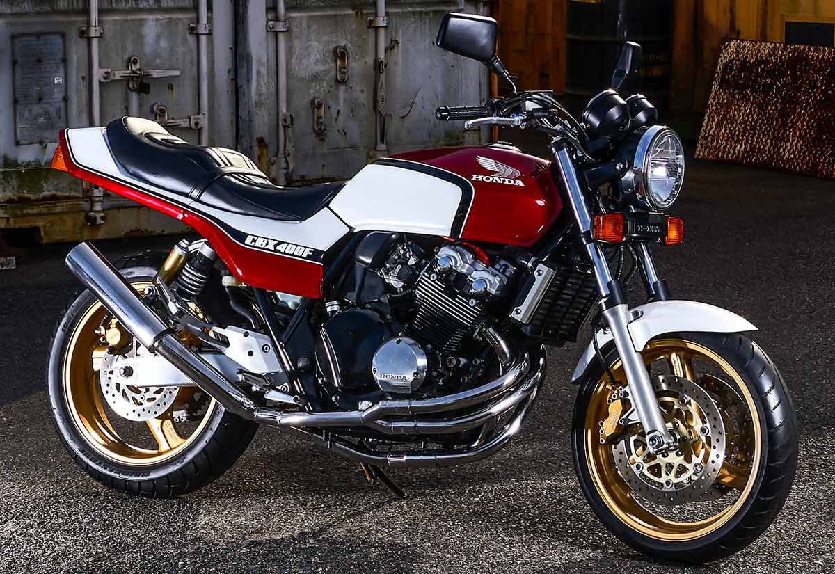 特報〉CBX400F外装をまとったCB400SFが買える!【バイク王が先行販売