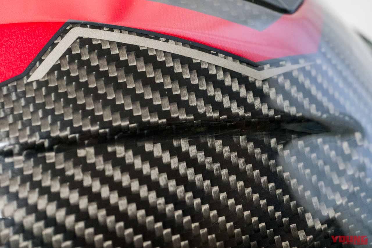 |ドライカーボン採用なのに実勢価格4万5000円のスポーツジェットヘルメットはトランスフォームする