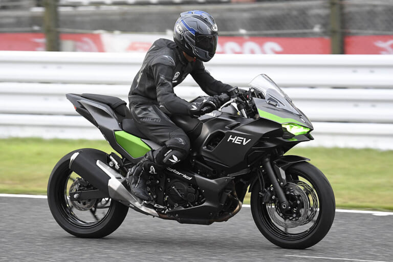 カワサキ|ハイブリッド|鈴鹿8耐|【速報】カワサキ、ハイブリッドバイクの走行シーンを鈴鹿8耐で生公開!