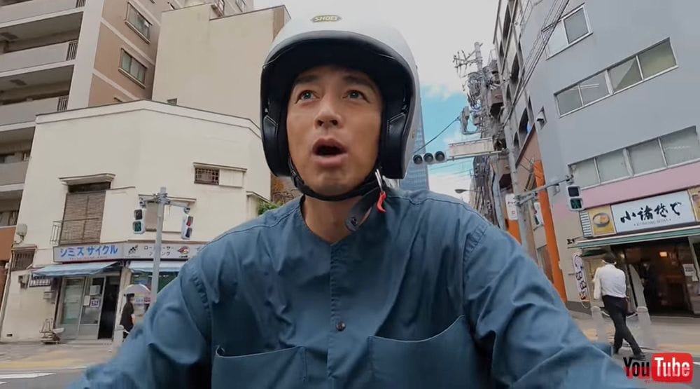 チュート徳井 ガンダムみたいな攻めすぎデザインの電動バイクに うほぉ マジで近未来のバイクですね Webヤングマシン 新車バイクニュース チュート徳井 ガンダムみたいな攻めすぎデザインの電動バイクに うほぉ マジで近未来のバイクですね Webヤングマシン 新車バイクニュース