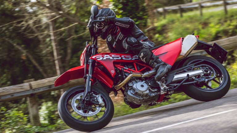 新生ガスガス、初のストリートモデル登場! SM700 試乗インプレッション