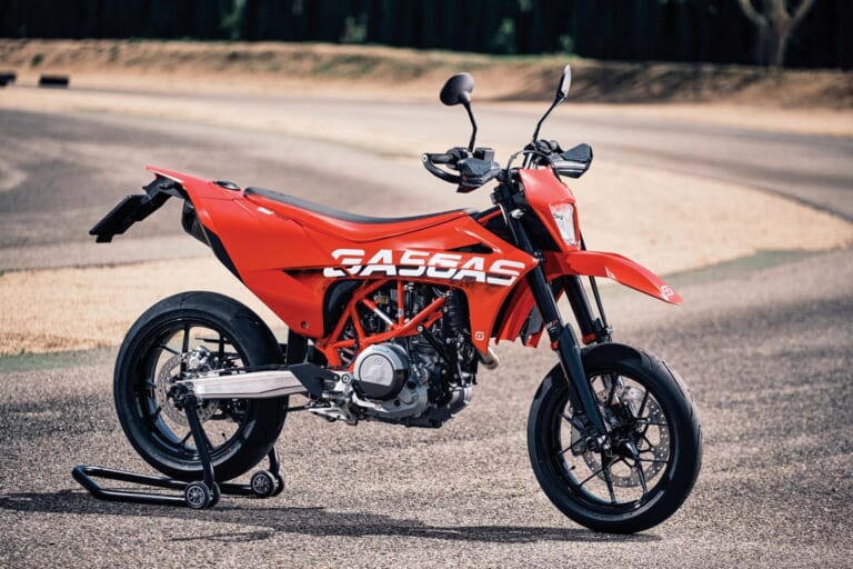 ガスガス SM700|新生ガスガス、初のストリートモデル登場! SM700 試乗インプレッション