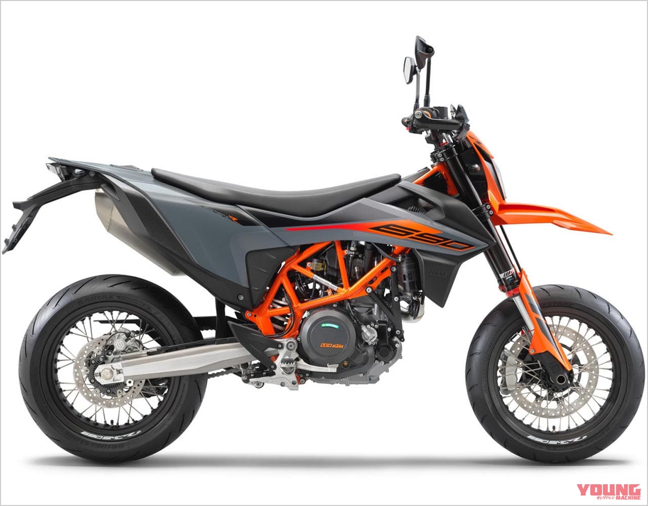 KTM 690SMC R|新生ガスガス、初のストリートモデル登場! SM700 試乗インプレッション