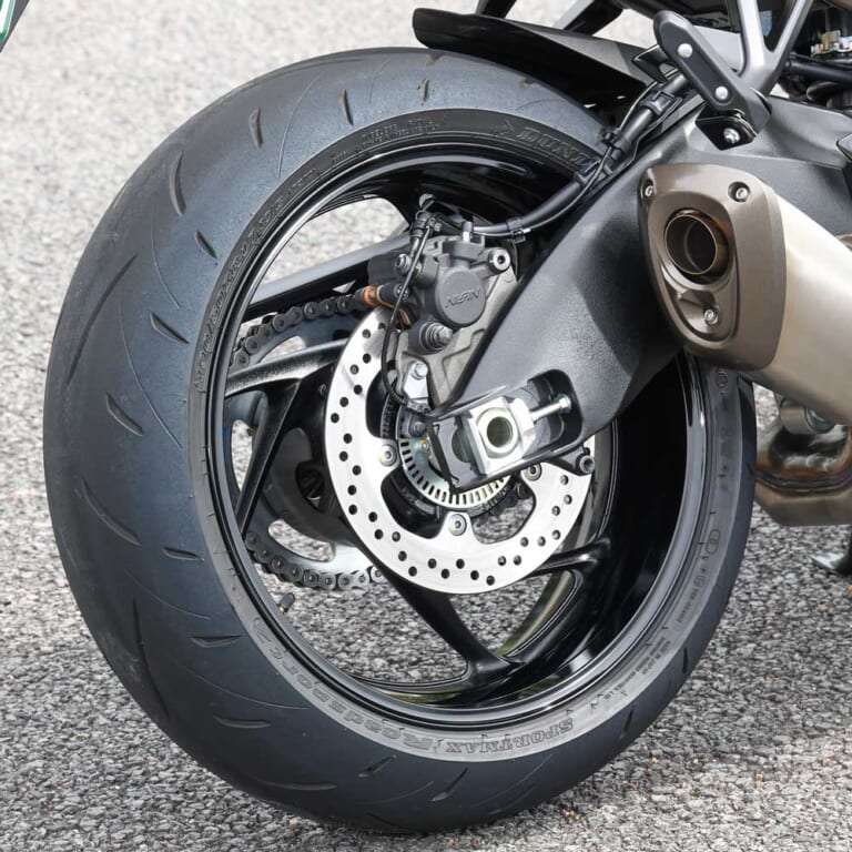 SUZUKI GSX-S1000GT|スズキ GSX-S1000GT インプレッション【快適性と運動性のバランスが絶妙】