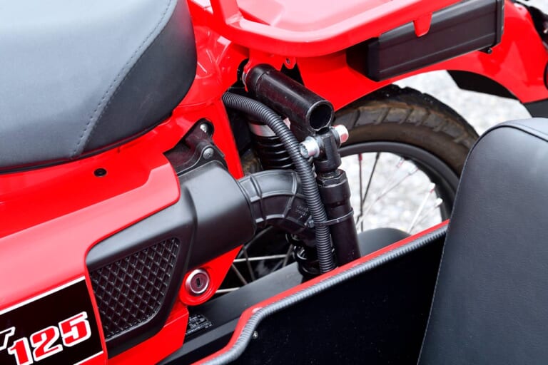 CT125ハンターカブ+ウエディ|「なにこれカワイイ!」「おもしろ!」高速道路走行も可! CT125ハンターカブ×サイドカーのディテールを解説してみた