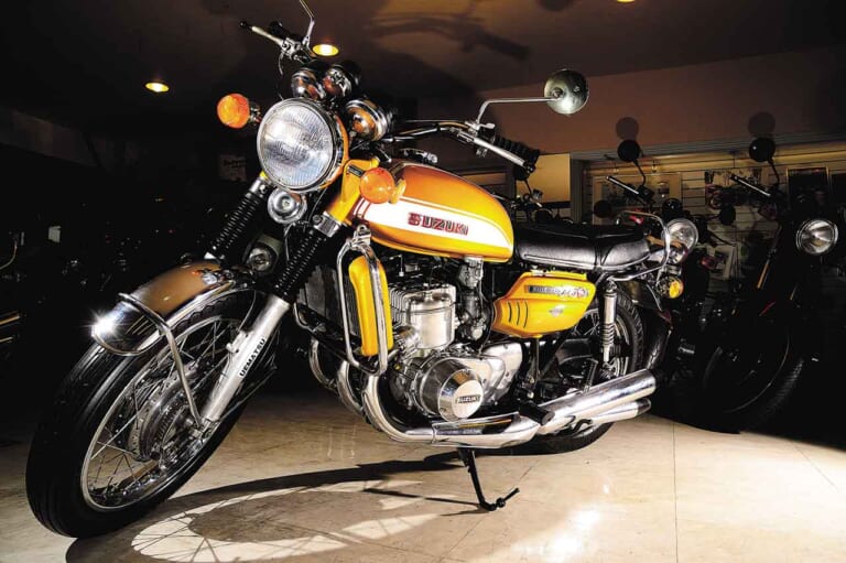 スズキGT750|空冷全盛に現れた、日本初の2スト水冷モデル:スズキGT750【あの素晴らしい名車をもう一度】