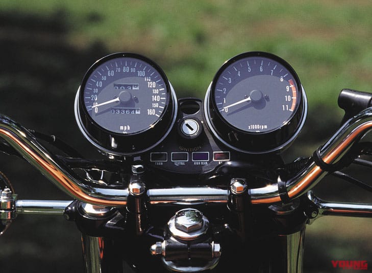 メーター|開発テーマは「世界最良」、二輪史に輝く不朽の名機:カワサキ”Z1/Z2″シリーズ 【あの素晴らしい名車をもう一度】