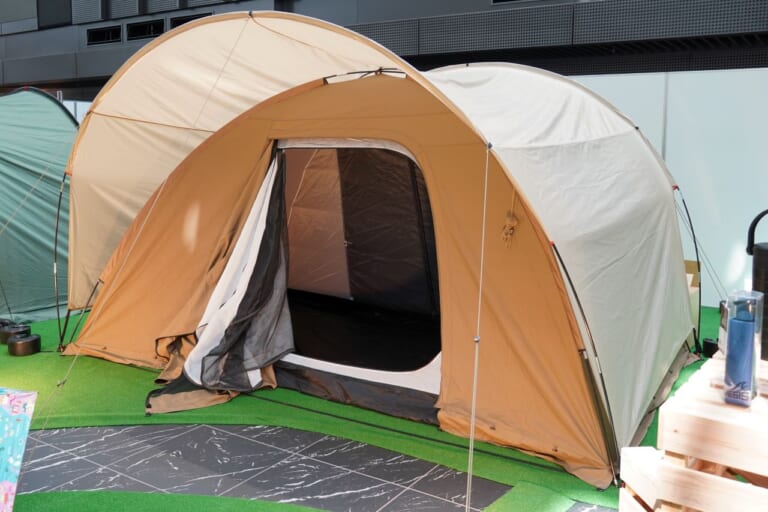 TCテント試作品|ワークマン、主力PB製品260アイテムを来年8月まで価格据え置き宣言! キャンプギアも好調だ!