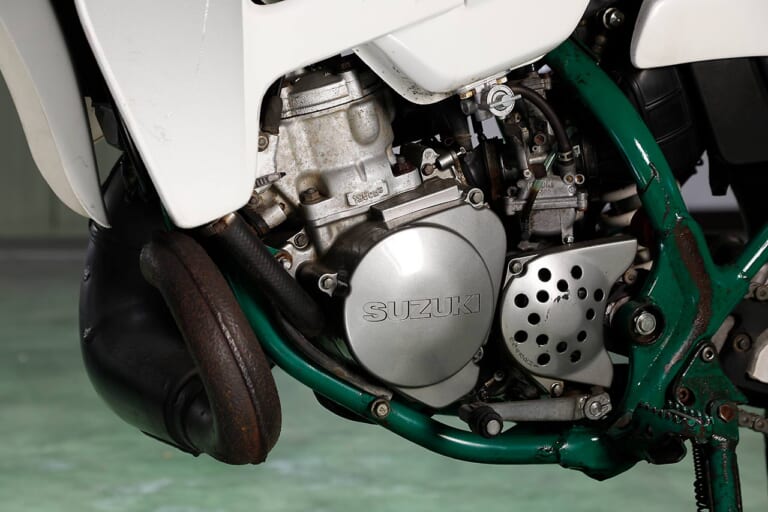 スズキ TS200R｜エンジン