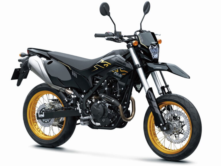 カワサキ|KLX230SM|【2023年最新版】250ccバイク 国産おすすめ18選! 軽二輪は車検不要だけが魅力じゃない!