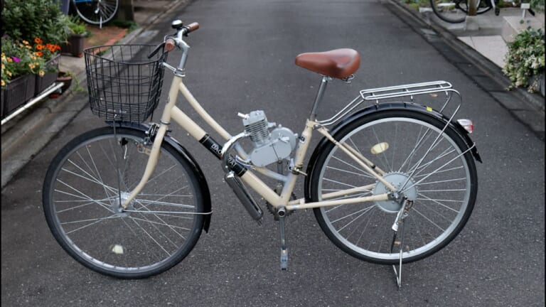 自作モペット製作記 #6|【異形】中国製エンジンをママチャリに搭載! 果たしてどうなる? 苦難のすえ位置決め&溶接完了〈自作モペット製作記 #6〉