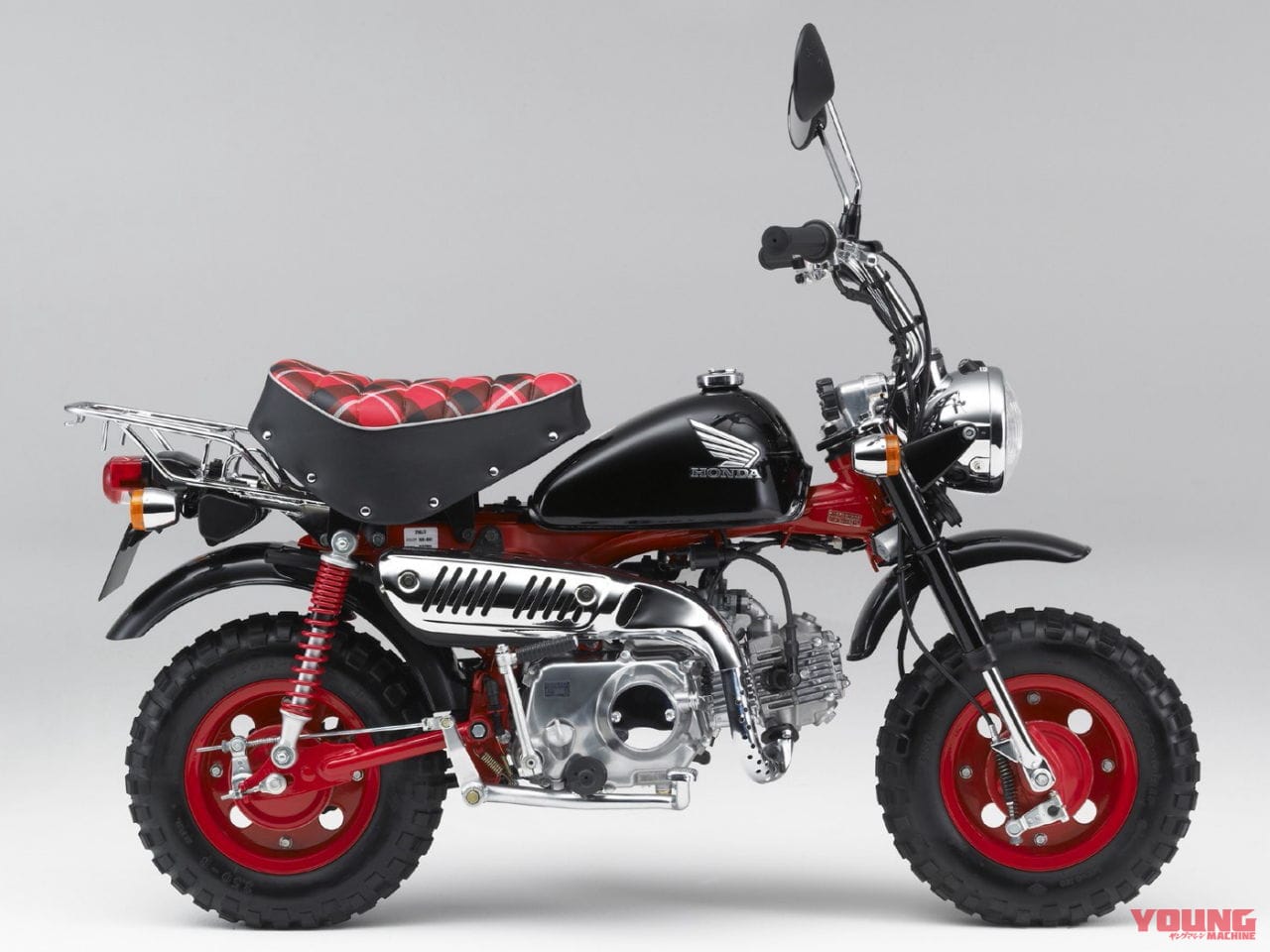 ホンダ|モンキー 40周年スペシャル|2006年|ホンダ「モンキー125」の2023年モデルが登場! チェック柄シートの神カラー【欧州】